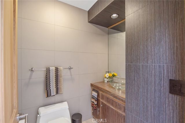 4109 Empis Street, Woodland Hills, CA 91364
