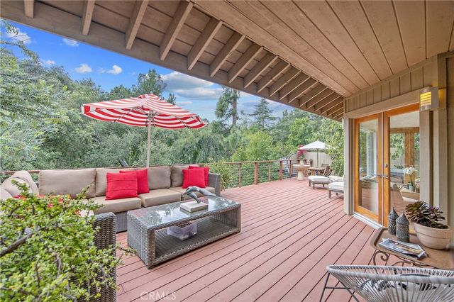 4109 Empis Street, Woodland Hills, CA 91364