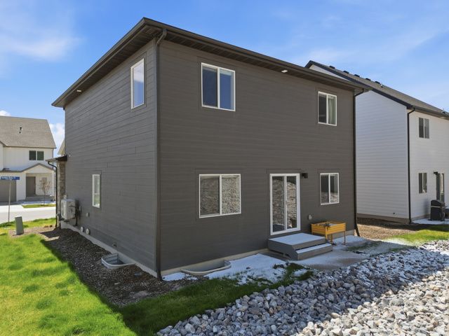 2031 N GOLDEN RUBY DR, Saratoga Springs, UT 84045