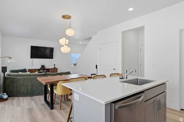 2031 N GOLDEN RUBY DR, Saratoga Springs, UT 84045