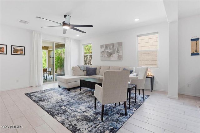 4418 W Palace Station Road, Phoenix, AZ 85087