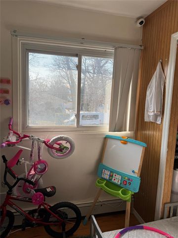 91 Putnam Avenue, West Babylon, NY 11704