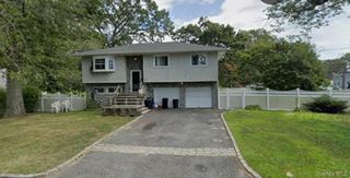 91 Putnam Avenue, West Babylon, NY 11704