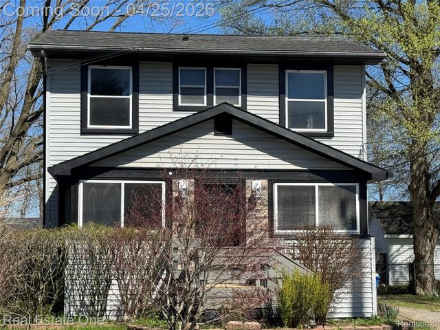 148 Marion Avenue, Waterford Charter Township, MI 48328