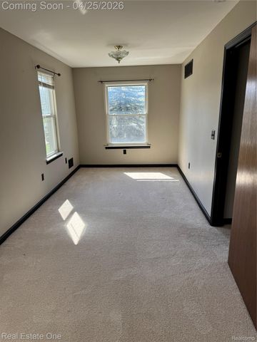 148 Marion Avenue, Waterford Charter Township, MI 48328