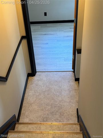 148 Marion Avenue, Waterford Charter Township, MI 48328