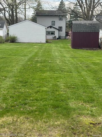 148 Marion Avenue, Waterford Charter Township, MI 48328