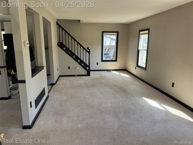 148 Marion Avenue, Waterford Charter Township, MI 48328