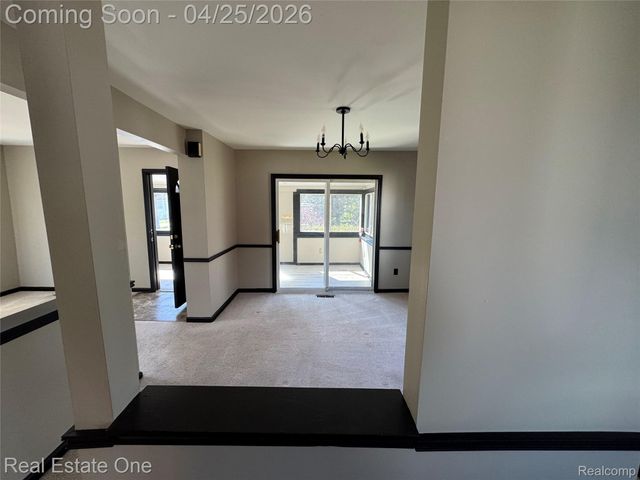 148 Marion Avenue, Waterford Charter Township, MI 48328