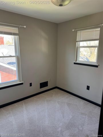 148 Marion Avenue, Waterford Charter Township, MI 48328