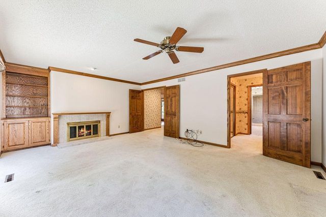 10752 Mount Curve Road, Eden Prairie, MN 55347