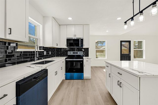 3902 Cedar Gardens Drive, Houston, TX 77082