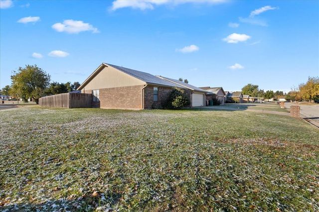 8800 NW 92nd Street, Oklahoma City, OK 73132