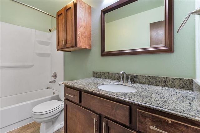 8800 NW 92nd Street, Oklahoma City, OK 73132
