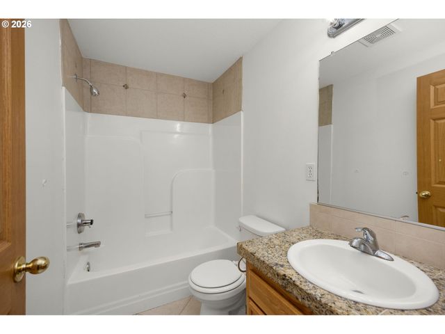 129 Ne LENOX St, Hillsboro, OR 97124