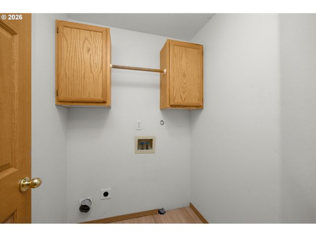 129 Ne LENOX St, Hillsboro, OR 97124