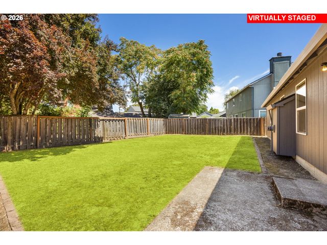 129 Ne LENOX St, Hillsboro, OR 97124