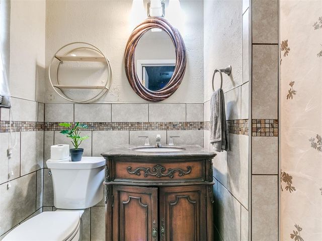 3712 NW 58th Terrace, Oklahoma City, OK 73112