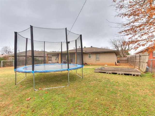 3712 NW 58th Terrace, Oklahoma City, OK 73112