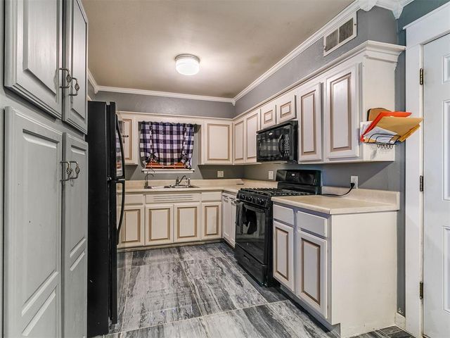 3712 NW 58th Terrace, Oklahoma City, OK 73112