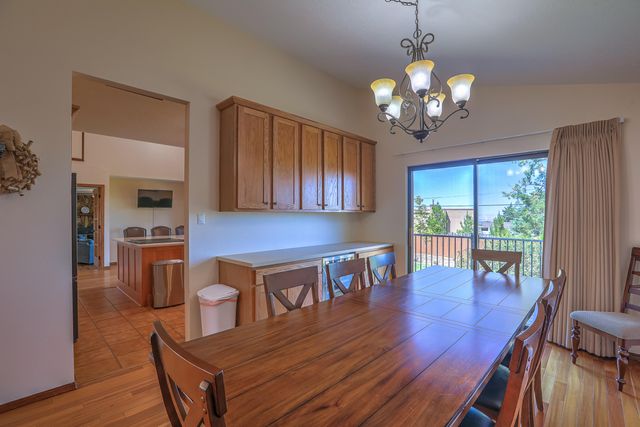 4719 Glenwood Hills Drive NE, Albuquerque, NM 87111