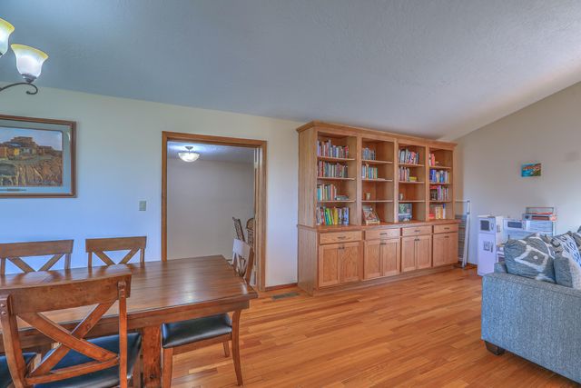 4719 Glenwood Hills Drive NE, Albuquerque, NM 87111