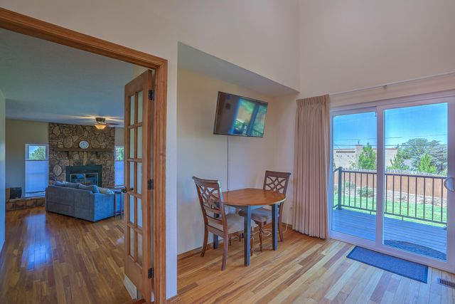 4719 Glenwood Hills Drive NE, Albuquerque, NM 87111
