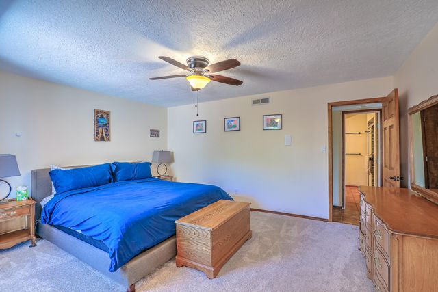 4719 Glenwood Hills Drive NE, Albuquerque, NM 87111