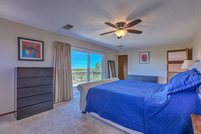 4719 Glenwood Hills Drive NE, Albuquerque, NM 87111