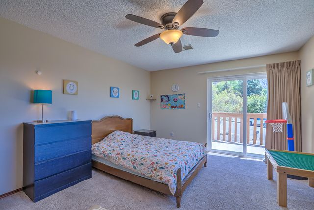4719 Glenwood Hills Drive NE, Albuquerque, NM 87111