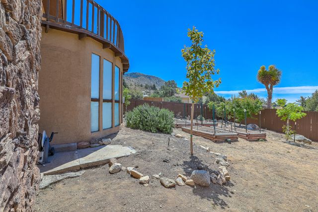 4719 Glenwood Hills Drive NE, Albuquerque, NM 87111