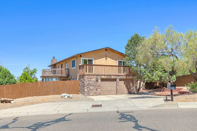 4719 Glenwood Hills Drive NE, Albuquerque, NM 87111