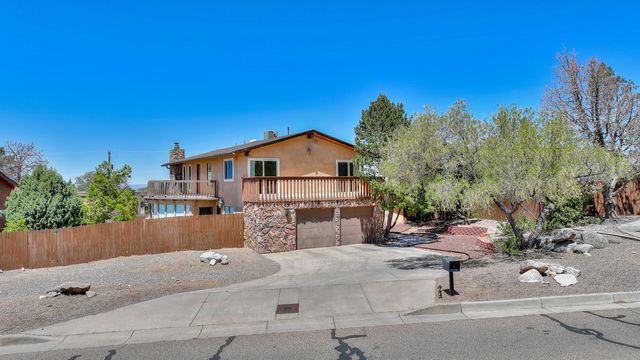 4719 Glenwood Hills Drive NE, Albuquerque, NM 87111