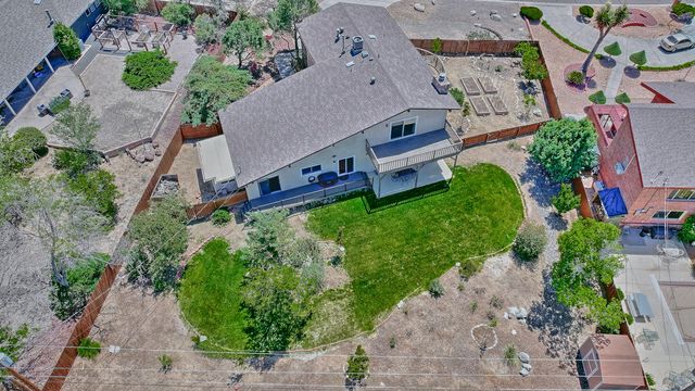 4719 Glenwood Hills Drive NE, Albuquerque, NM 87111