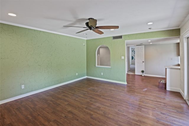 1113 Mossvine Drive, Plano, TX 75023