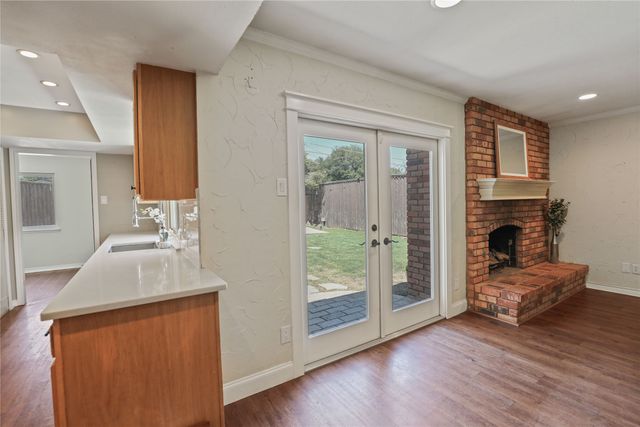 1113 Mossvine Drive, Plano, TX 75023