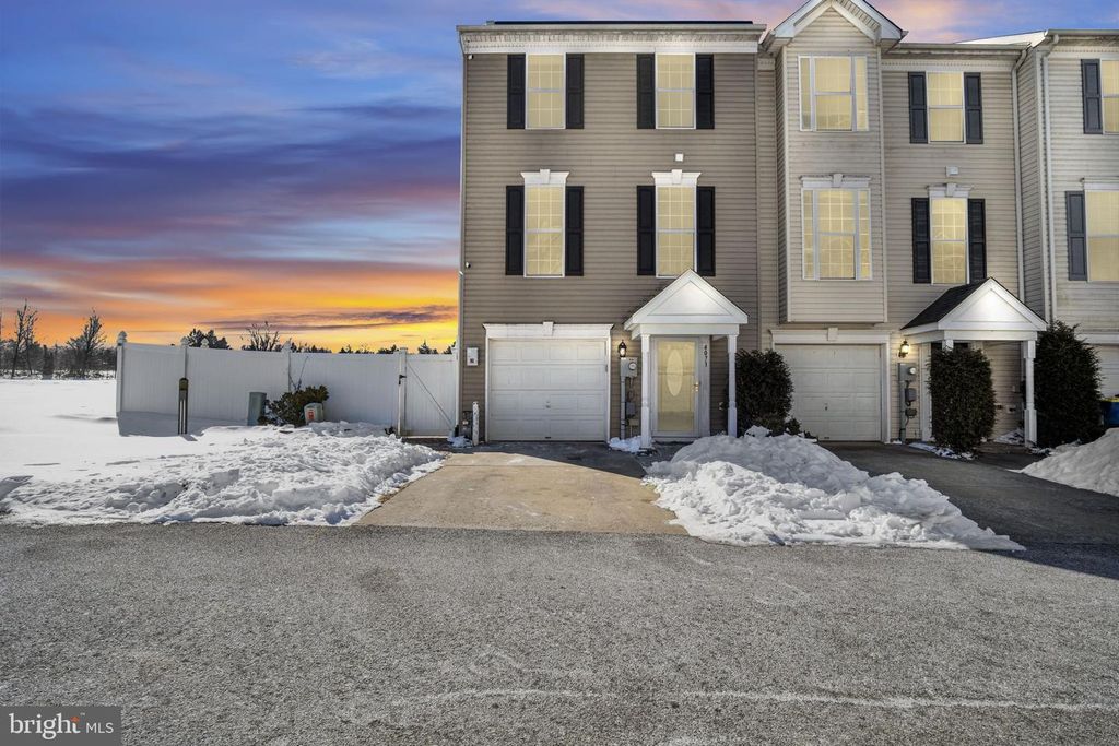 4073 MAJESTIC CT, Dover, PA 17315