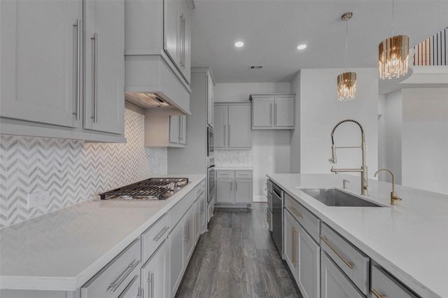 30627 S Creek Way, Fulshear, TX 77441