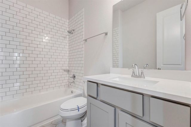 30627 S Creek Way, Fulshear, TX 77441