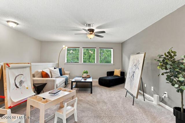 704 KENDALL CROSSING Drive, St. Johns, FL 32259