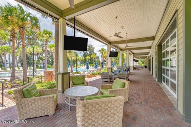 704 KENDALL CROSSING Drive, St. Johns, FL 32259