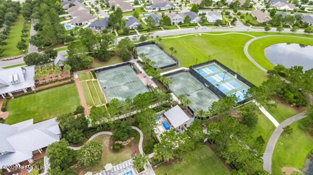 704 KENDALL CROSSING Drive, St. Johns, FL 32259