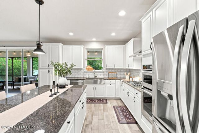 704 KENDALL CROSSING Drive, St. Johns, FL 32259