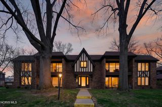 6538 Woodhall Drive, # 4, Sylvania, OH 43560
