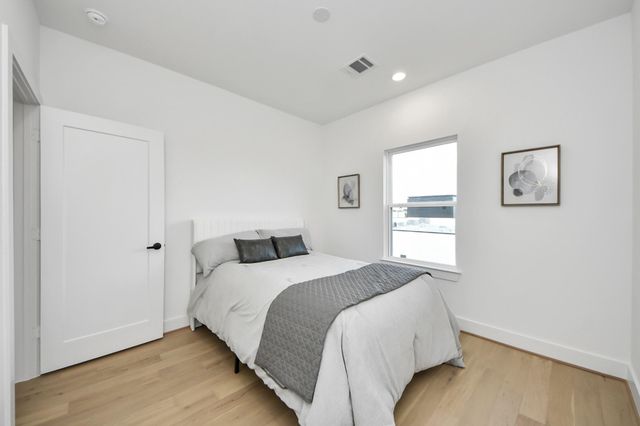 723 Marcella Street A, Houston, TX 77091