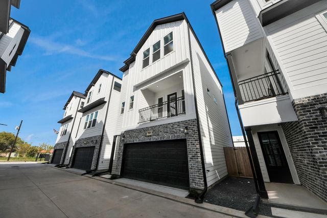 723 Marcella Street A, Houston, TX 77091