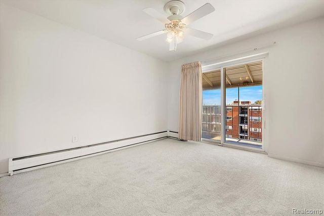 2915 W 13 Mile Road 407, Royal Oak, MI 48073