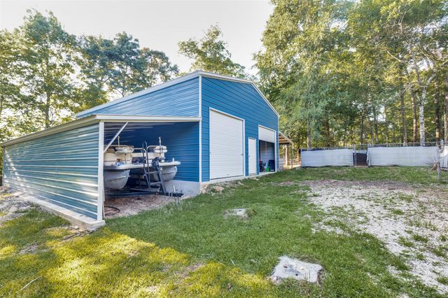 216 Pebble Creek, Livingston, TX 77351