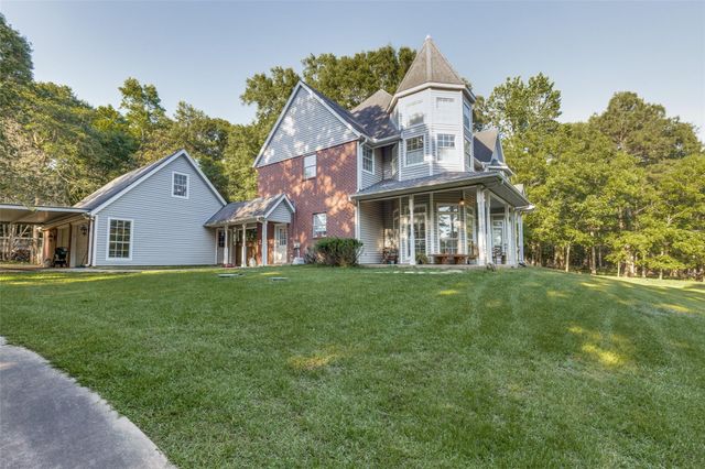 216 Pebble Creek, Livingston, TX 77351