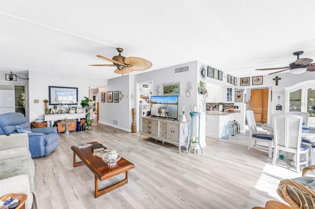 1655 S HIGHLAND AVENUE J187, Clearwater, FL 33756